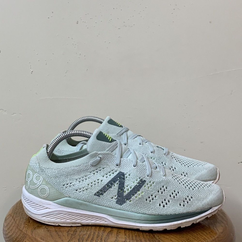 New Balance Women’s 890 V7 W890BG7 Mint Green & White Running Shoes Size 9.5